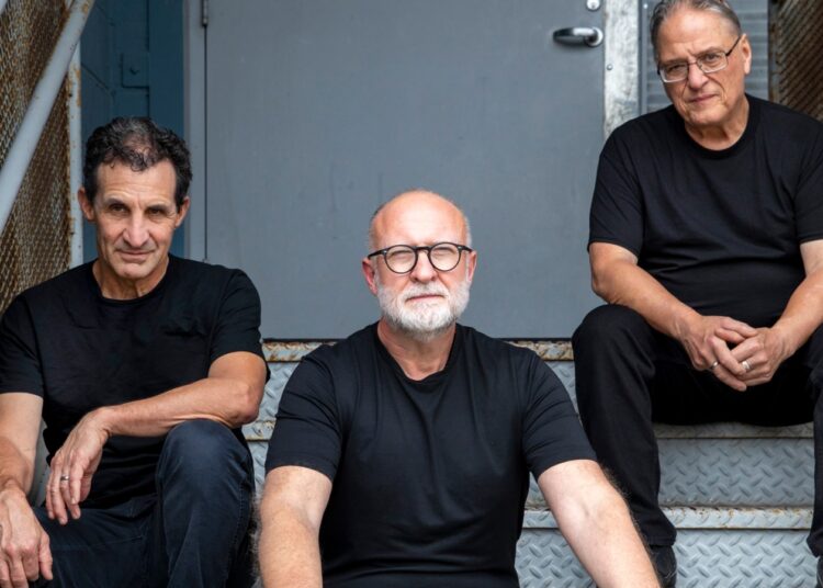 Bob Mold reúne Sugar para novas músicas e shows