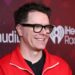Bobby Bones discorda dos comentários de Hilaria Baldwin sobre a eliminação do DWTS