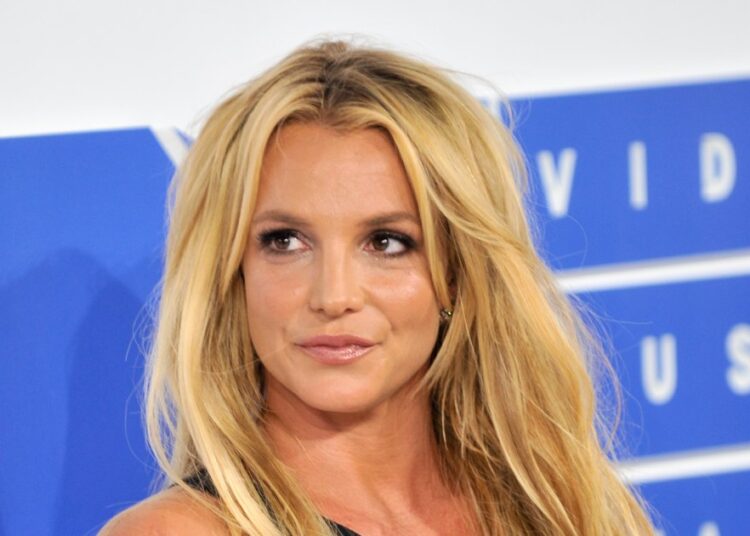Britney Spears é defendida pelo gerente do restaurante após passeio ‘errático’