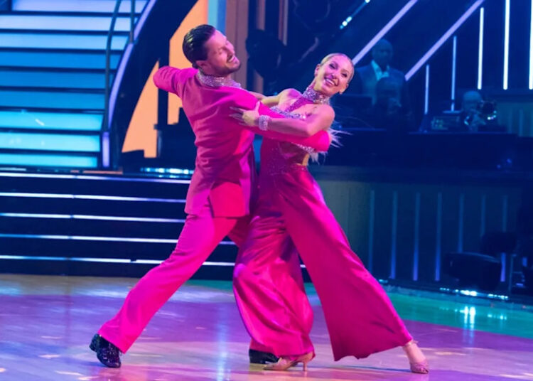 Cada música mágica da Disney e Dance On 'Dancing With the Stars' Week 4