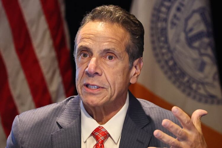Celebridades endossando ou apoiando Andrew Cuomo para prefeito de Nova York | Amy Schumer, Andrew Cuomo, Bill Clinton, EG, Marc Anthony, Política, Apresentação de slides, Woody Allen | Notícias e fofocas sobre celebridades | Entretenimento, fotos e vídeos