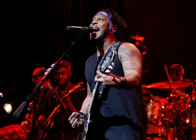 Celebridades prestam homenagem ao pioneiro do neo-soul D'Angelo, morto aos 51 anos