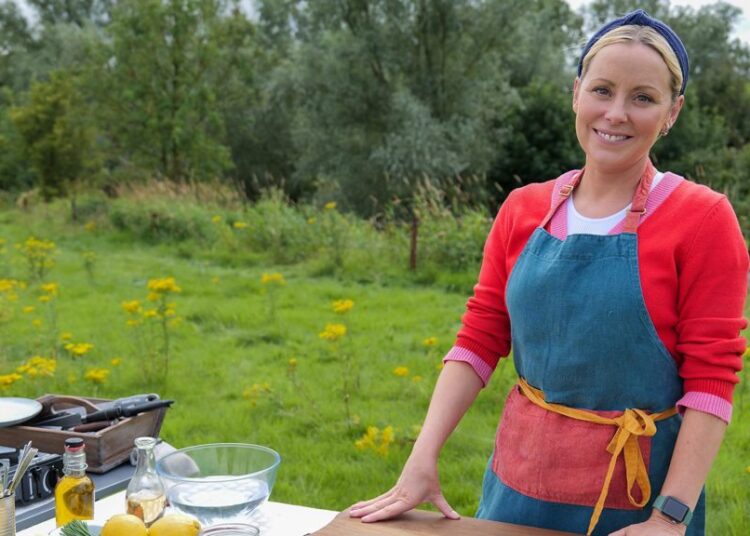 Celebridades se alinham para participar do novo programa de televisão com a chef irlandesa Anna Haugh