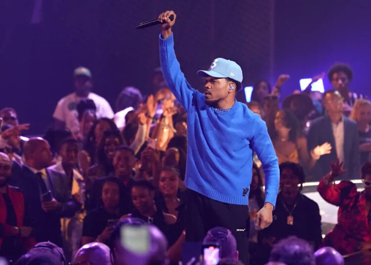 Chance the Rapper traz ‘pensamentos felizes’ ao Hollywood Palladium