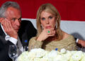 Cheryl Hines está sendo publicamente forçada a conter seu entusiasmo por RFK Jr.?