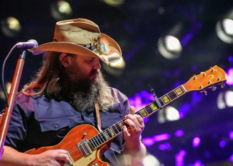Chris Stapleton e Sierra Ferrell serão as atrações principais do show do Super Bowl de 2026 em São Francisco