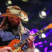 Chris Stapleton e Sierra Ferrell serão as atrações principais do show do Super Bowl de 2026 em São Francisco