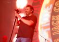 Chris Young comemora novo álbum com show gratuito em Nashville e estreia de videoclipe