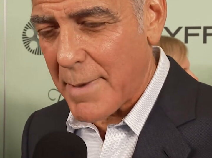 Clooney está oficialmente reunindo a turma novamente.