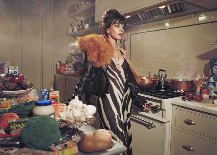 Como 'West End Girl' de Lily Allen redefine o álbum de separação: uma crítica honesta