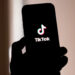 Como o TikTok se tornou o criador de tendências mais imprevisível da indústria do entretenimento