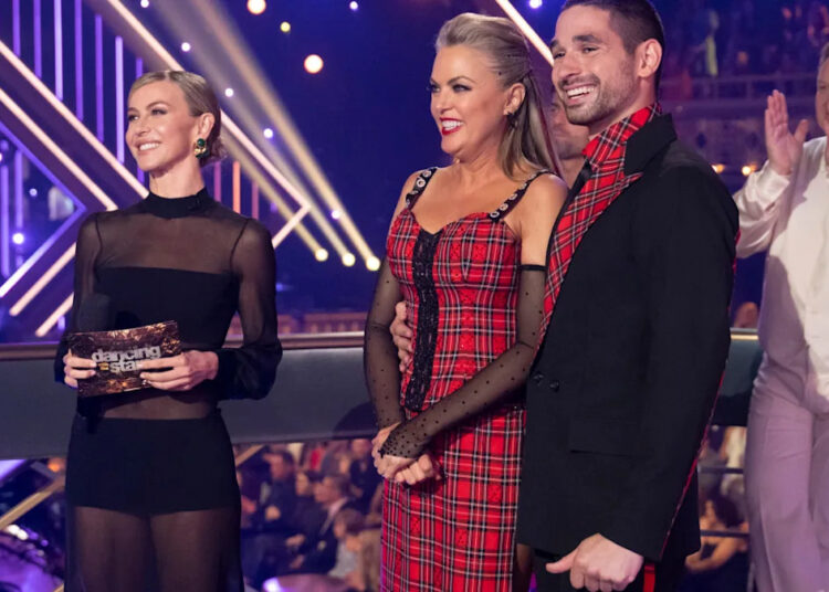 'DWTS' Pro Alan Bersten não se retém sobre Elaine Hendrix 'Connection'