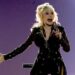 Dolly Parton adia residência em Las Vegas devido a problemas de saúde