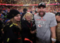 Donna Kelce celebra o aniversário de Travis Kelce com 'Opalite' de Taylor Swift