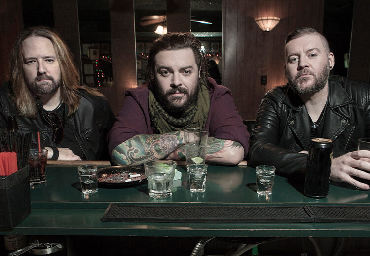Entretenimento de fim de semana | Seether e Daughtry se unem