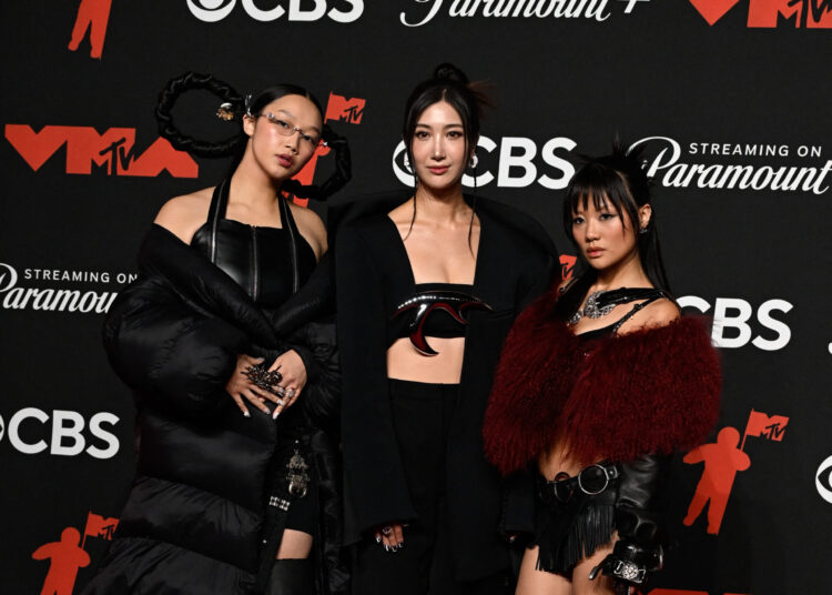 Estrela de 'KPop Demon Hunters' EJAE revela história surpreendente por trás da criação do hit do filme 'Golden' - Star Magazine