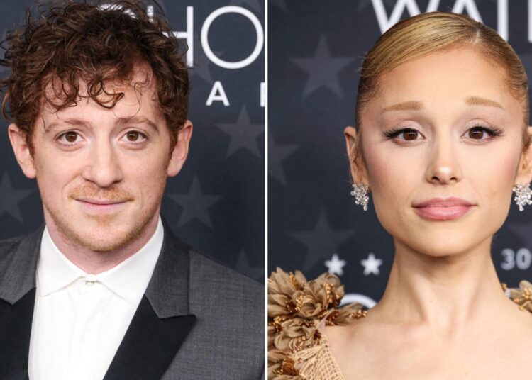 Ethan Slater, segundo romance adivinhado com Ariana Grande, 'afogando' em 'Circus of Ser Life' (Relatório)-Revista Star
