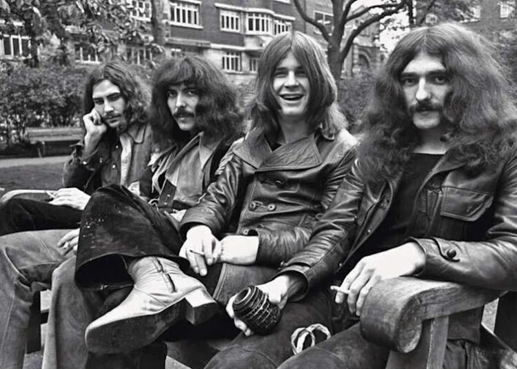 Eu vi o Black Sabbath jogar três dias após o lançamento do álbum de estréia
