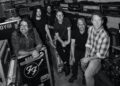 Foo Fighters anuncia turnê norte-americana em 2026 e compartilha nova música pedindo um amigo