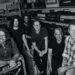 Foo Fighters “lembre-se de por que amamos e estamos sempre dedicados a fazer isso” no novo single ‘Asking For A Friend’
