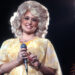 Fotos raras de infância vintage de Dolly Parton, Robin Williams e mais
