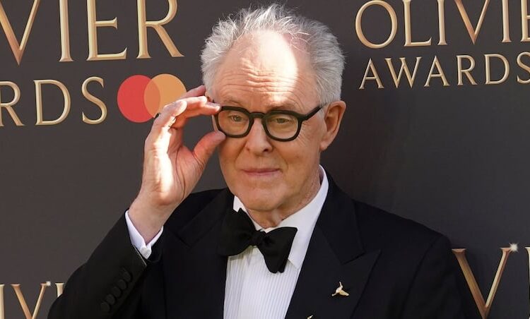 Fotos reveladas pela primeira vez de John Lithgow como Dumbledore na série 'Harry Potter' da HBO