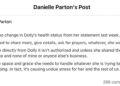 Freida, irmã de Dolly Parton, provoca uma briga familiar acirrada depois de pedir aos fãs que orem pela cantora