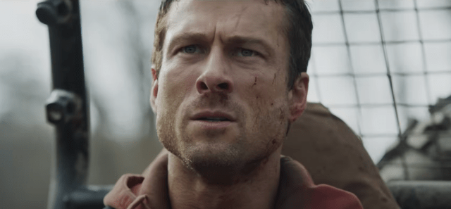 Glen Powell luta para sobreviver no remake