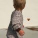 Hailey Bieber compartilha novas fotos dela brincando com o bebê Jack
