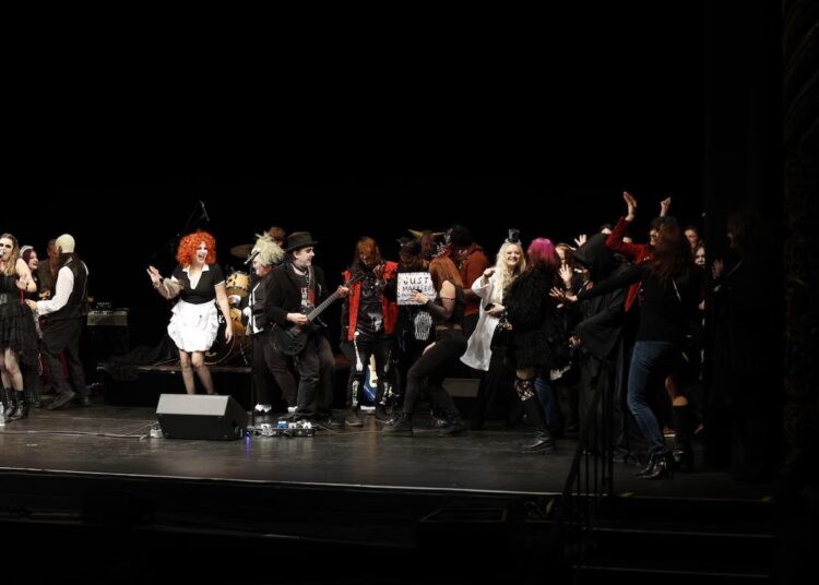 Cortesia de Jessica Mees/St. Teatro George