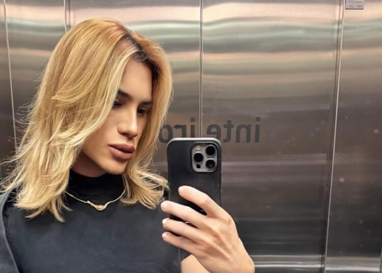 Influenciador morre aos 31 anos após complicações da cirurgia cosmética: relatório