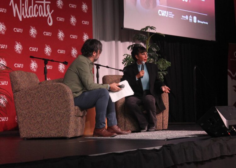 Jackie Cruz sobre a adversidade, a indústria do entretenimento e o reconhecimento da beleza interior. – O Observador