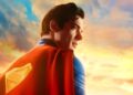 James Gunn compartilha o momento mais doce do Superman do set do Peacemaker