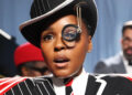 Janelle Monáe diz que viajou no tempo até a década de 1970 para ver David Bowie: 'Eu estava nos bastidores'