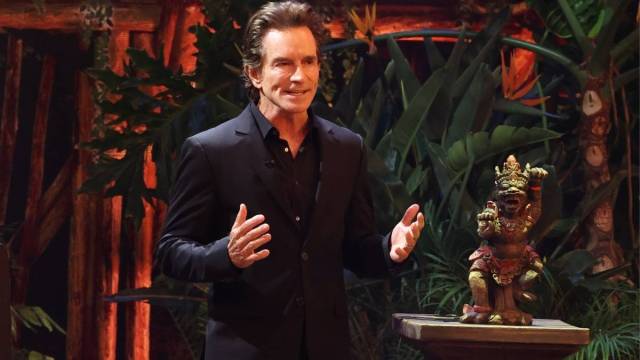 Jeff Probst do Survivor compartilha novas informações sobre o incidente de mordida de cobra da temporada 49