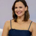 Jennifer Garner cantando Abba em Karaoke em Nantucket é uma vibração total