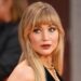 Jennifer Lawrence estreia Bangs & Moody Makeup no Festival de Cinema de Londres