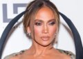 Jennifer Lopez beija e conta qual co-estrela beijou melhor