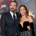 Jennifer Lopez e Ben Affleck voltando aos velhos padrões enquanto promovem filmes, afirma a fonte