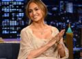 Jennifer Lopez enfrenta o 'golpe mais difícil de sua carreira' após o lançamento do filme, afirma a fonte