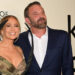 Jennifer Lopez foi 'nascido para brincar' 'Kiss of the Spider Woman', Ben Affleck diz como ex -unidade no tapete vermelho