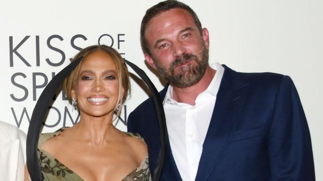 Jennifer Lopez mantém relacionamento profissional com Ben Affleck, afirma fonte