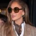 Jennifer Lopez tenta a tendência de Mani 'torrada' com uma forma inesperada da unha