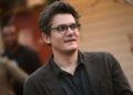 John Mayer iniciou o romance com Kat Stickler, mas ainda não é sério, afirma a fonte