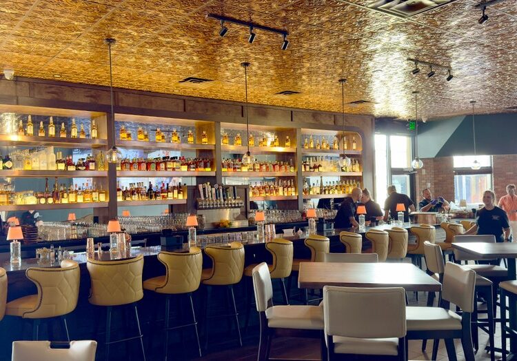 Jon Taffer abre novo local Taffer's Tavern na I-Drive de Orlando
