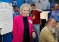 June Lockhart, estrela de 'Lassie' e 'Lost in Space', morre aos 100 anos