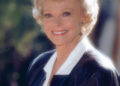 June Lockhart morre aos 100 anos, celebridades prestam homenagem à lenda da TV