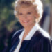 June Lockhart morre aos 100 anos, celebridades prestam homenagem à lenda da TV