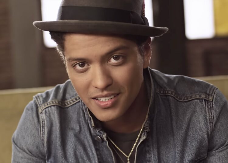 “Just the Way You Are” de Bruno Mars bate novo recorde na RIAA