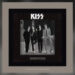 KISS homenageia Ace Frehley ao lançar o box set do 50º aniversário de 'Dressed to Kill'
